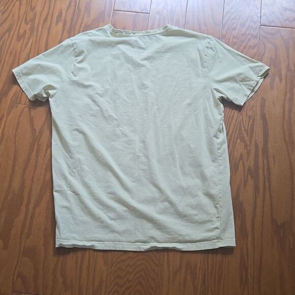 Messy shirt, light, green, extra, large, great condition - Picture 2 of 3